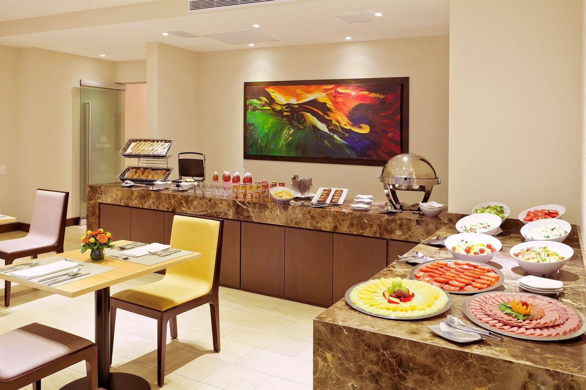 Hotel Estelar Calle 100 Bogota Luaran gambar